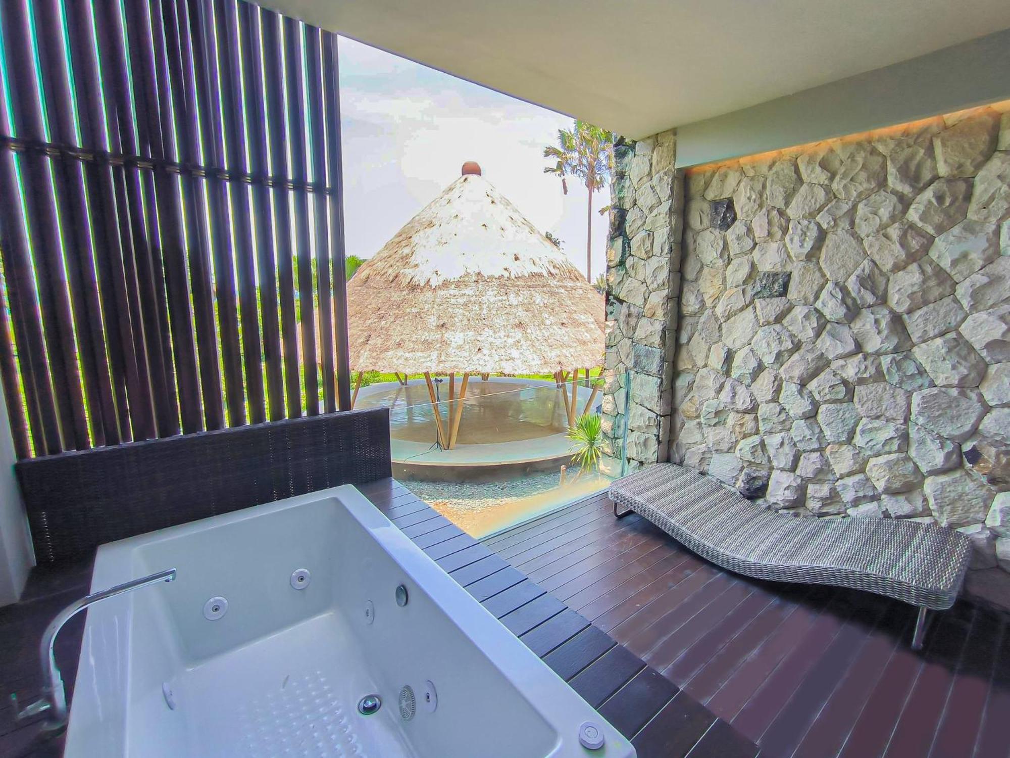 Station touristique Wyndham Tamansari Jivva Bali Siyut